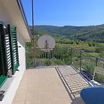 Saleto Apartma * Jagodje