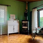 Saleto Apartma Jagodje