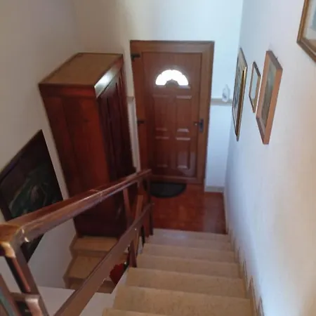 Saleto Apartma Jagodje