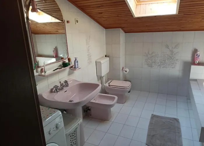 아파트 Saleto Apartma Jagodje